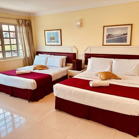 Carlton Hotel Seremban - Next To Terminal Bus Station ภายนอก รูปภาพ
